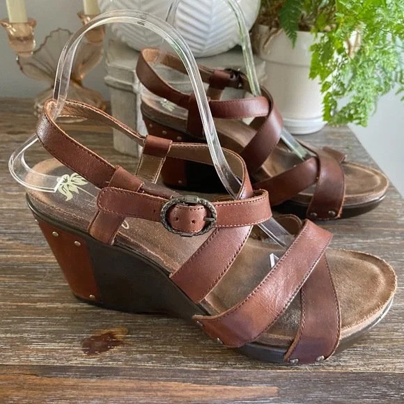 Dansko Frida Leather Platform Open Toe Studded Wedge Sandals Womens 40 Tan Brown - Picture 2 of 6